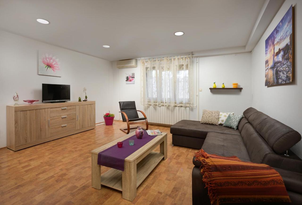 Apartment Tea プーラ エクステリア 写真